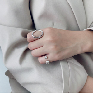 Double Ball Ring